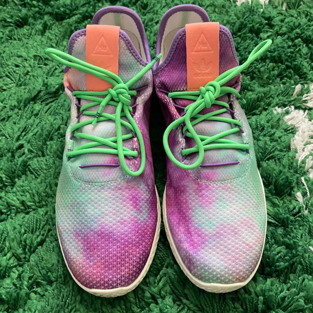 Pharrell Williams x Adidas Hu